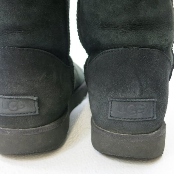 UGG Australia Classic Cuff Short Insulated Winter Boots Shoes sz 8 - Picture 2 of 6